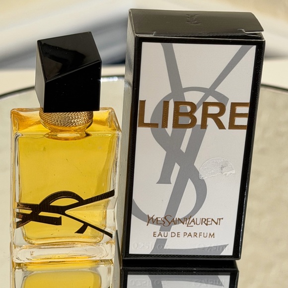 NIB New Yves Saint Laurent YSL Libre Eau de Parfum 0.25 fl oz 7.5 ml - Picture 3 of 10